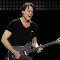 Eddie Van Halen Says He Wants To Tour