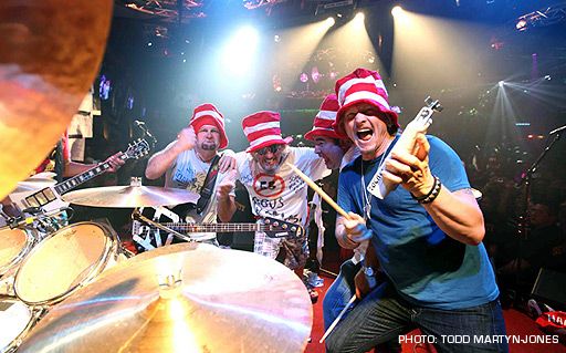 cabo_stage Mike, Sam, Emeril & Matt Sorum - 2009 Bash