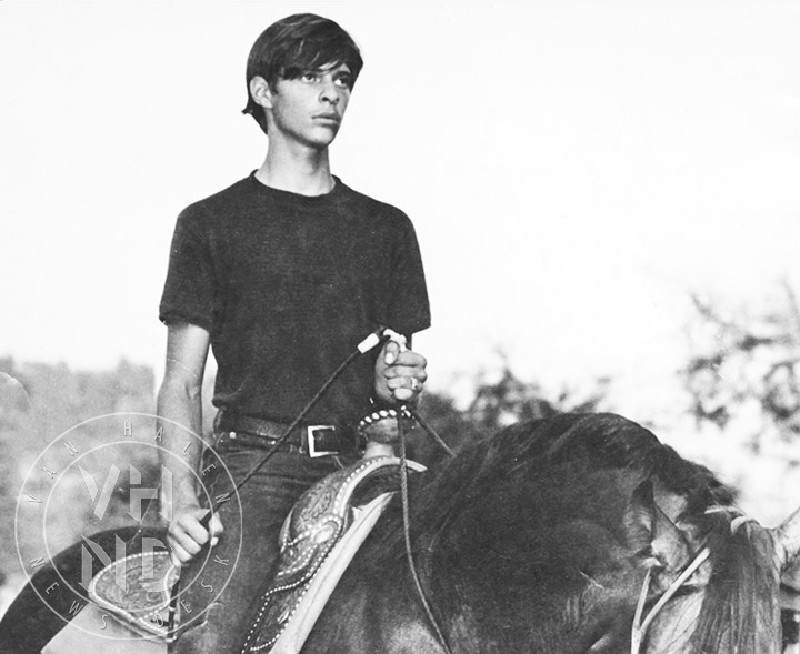 Young-David-Lee-Roth-horse