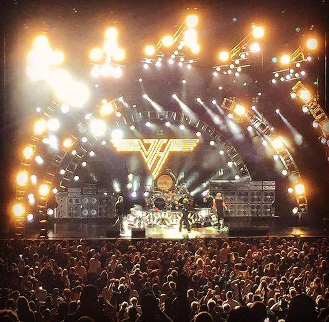 Van_Halen_stage_Seattle_2015_1