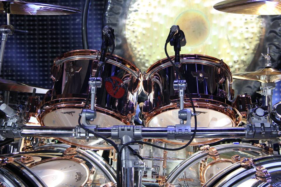 Alex Van Halen's 2015 Ludwig Classic Maple Drum Set (PHOTOS)