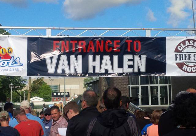 London_Ontario_Canada_Van_Halen_2015_s