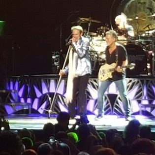 Van Halen in Tampa 2015: Backstage, Concert & Fan Photos!