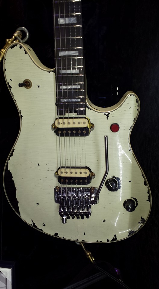 EVH-Wolfgang-USA-Tour-Relic-Replica-4