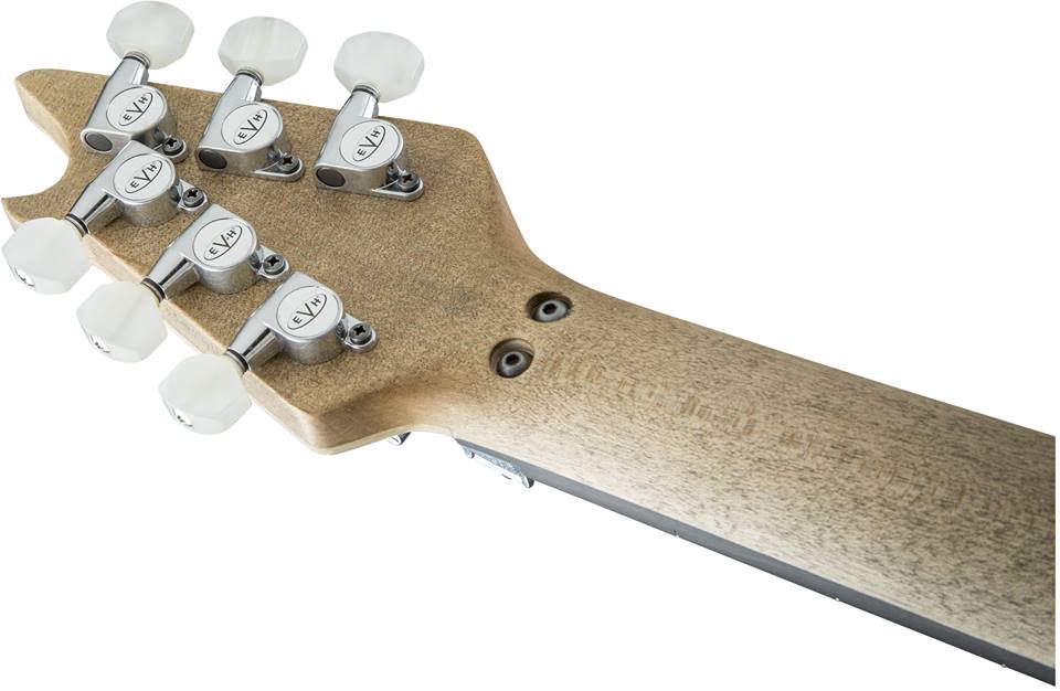 Eddie_Van_Halen_EVH_Relic_Wolfgang_Ivory_6