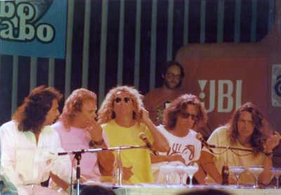 Cabo_Wabo_grand_opening_1990_Sammy_Hagar_Van_Halen_VHND_4