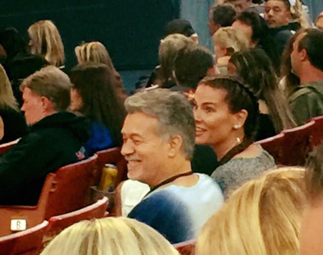 Eddie-Janie-Van-Halen-backstage-Bryan-Adams-2016