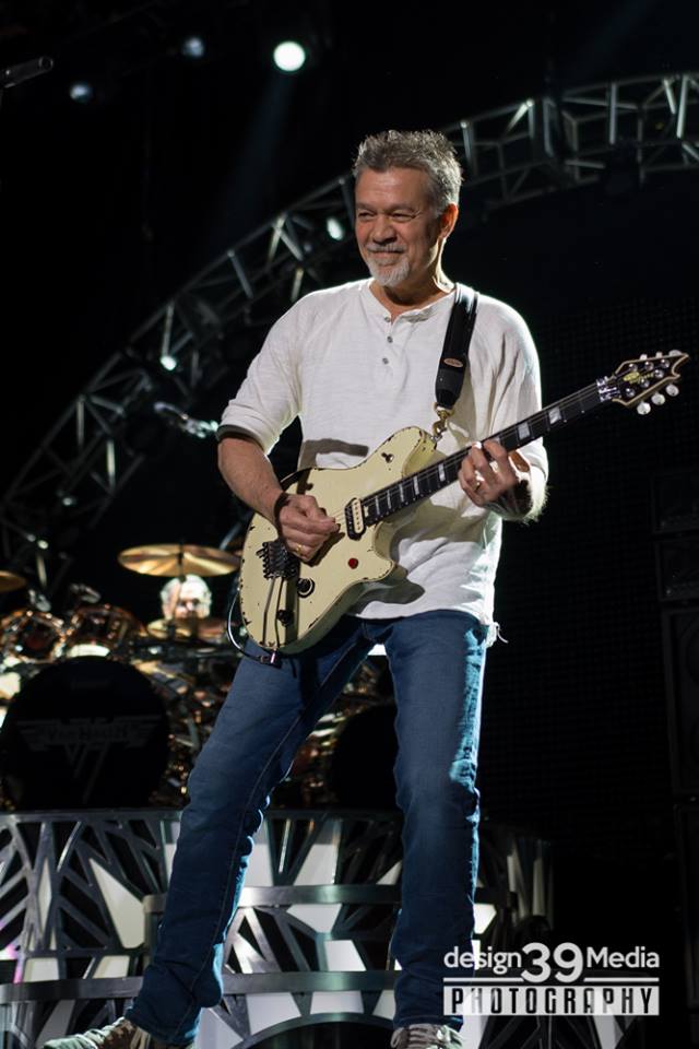 Eddie_Van_Halen_Toronto_2015_Design39Media_12