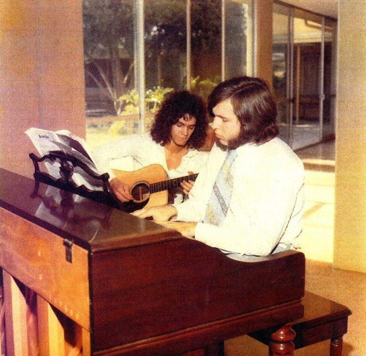 Eddie_Van_Halen_1975_wedding_playing_acoustic_guitar