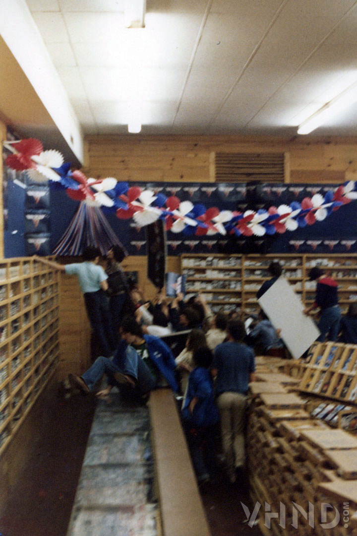 Van_Halen_Peaches_Records_Tapes_Instore_Signing_Appearance_1979_Aftermath002 copy
