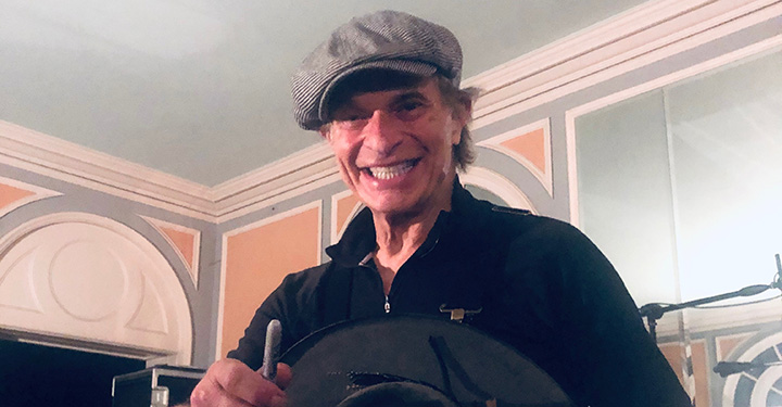 David Lee Roth Signed Auction to Help The Navajo Nation